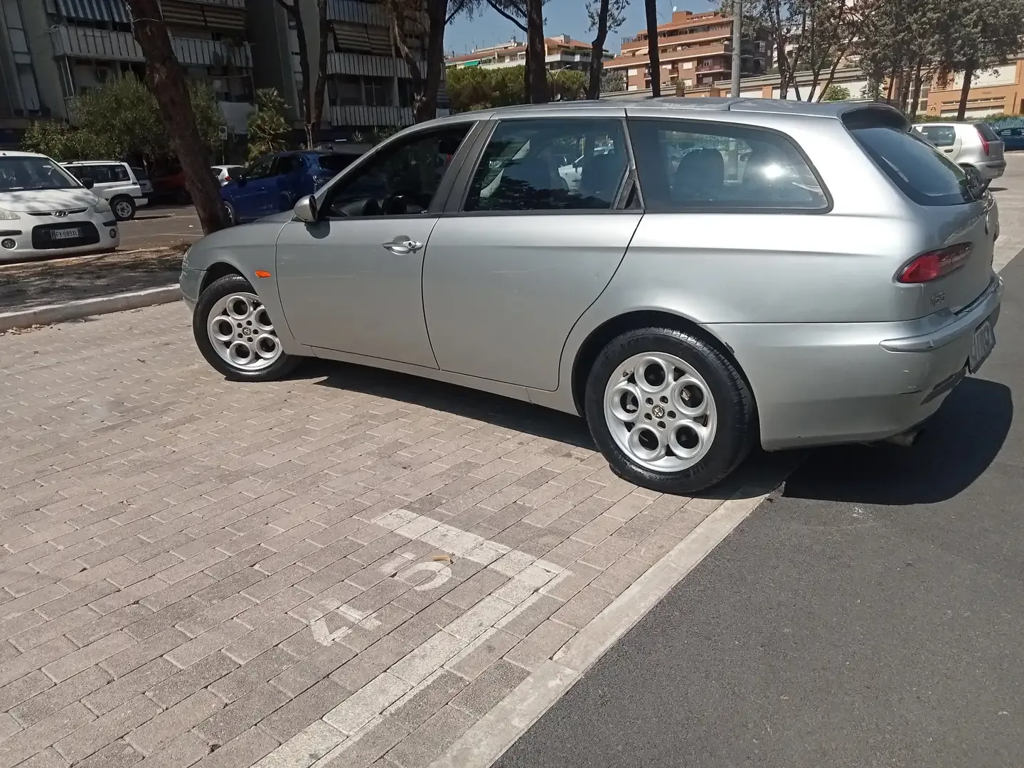Alfa Romeo 156 SW photo 3